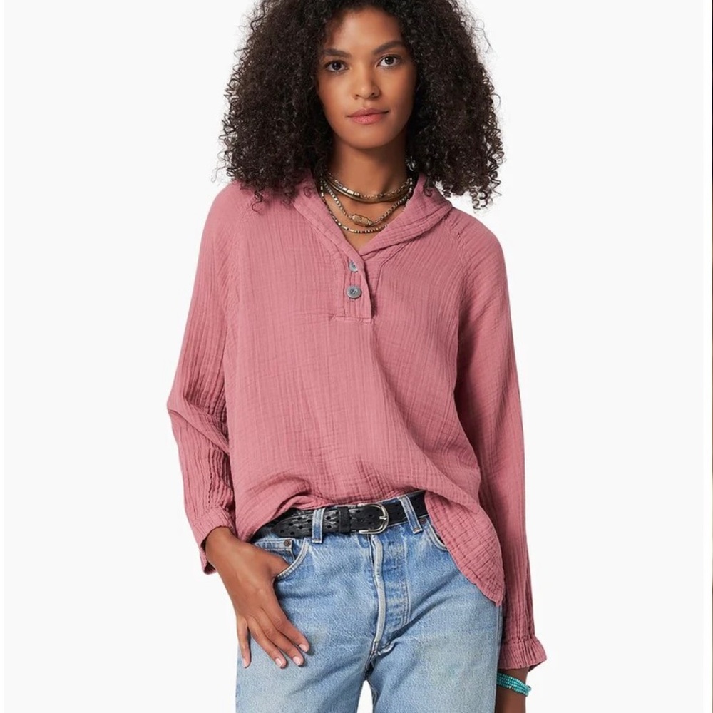 Xirena Qwynn Top in excellent condition